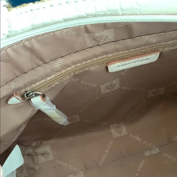 Anne Klein White and Tan Satchel with Chic Tassel with shoulder strap. - Picture 7 of 10